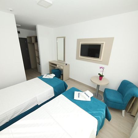 Hotel Delfin مامايا المظهر الخارجي الصورة